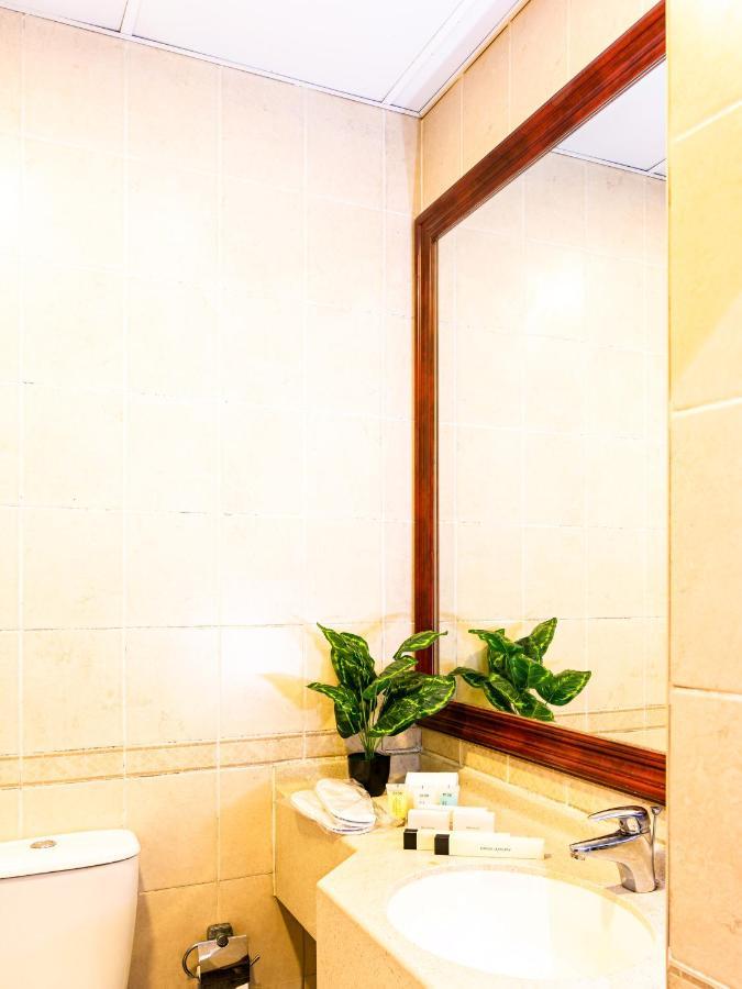 Icon Hotel Apartments Dubaj Kültér fotó