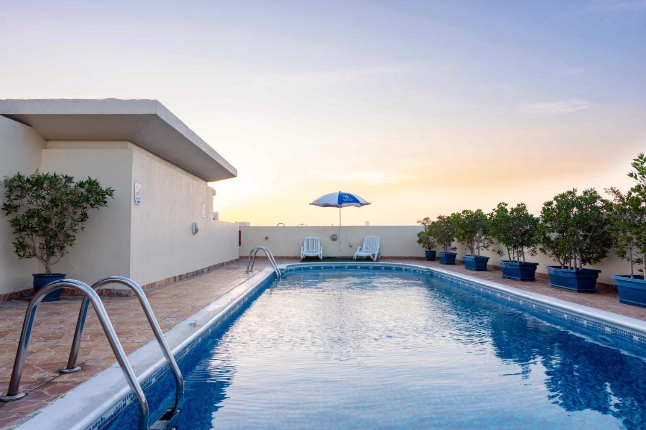 Icon Hotel Apartments Dubaj Kültér fotó