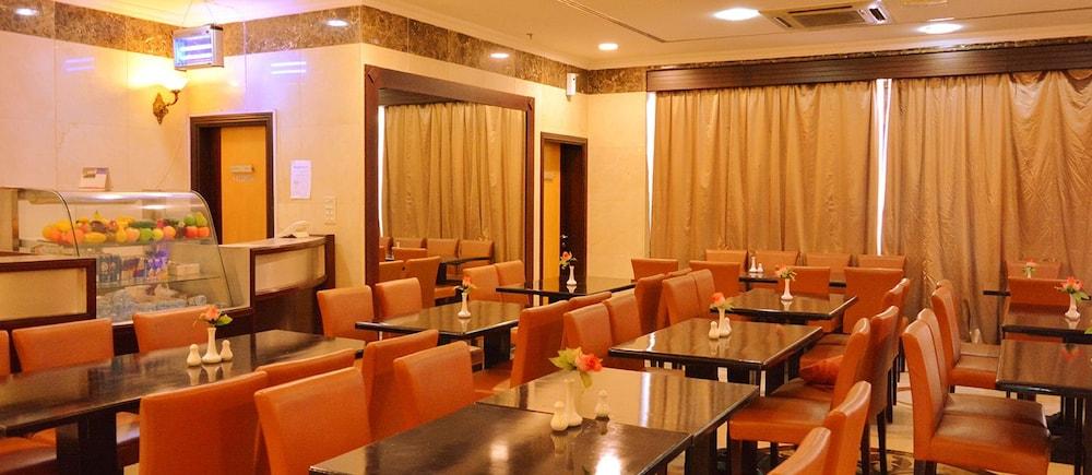 Icon Hotel Apartments Dubaj Kültér fotó